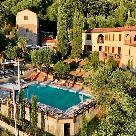 Aparthotel Madonna Del Poggio Cav Scarlino Exterior foto