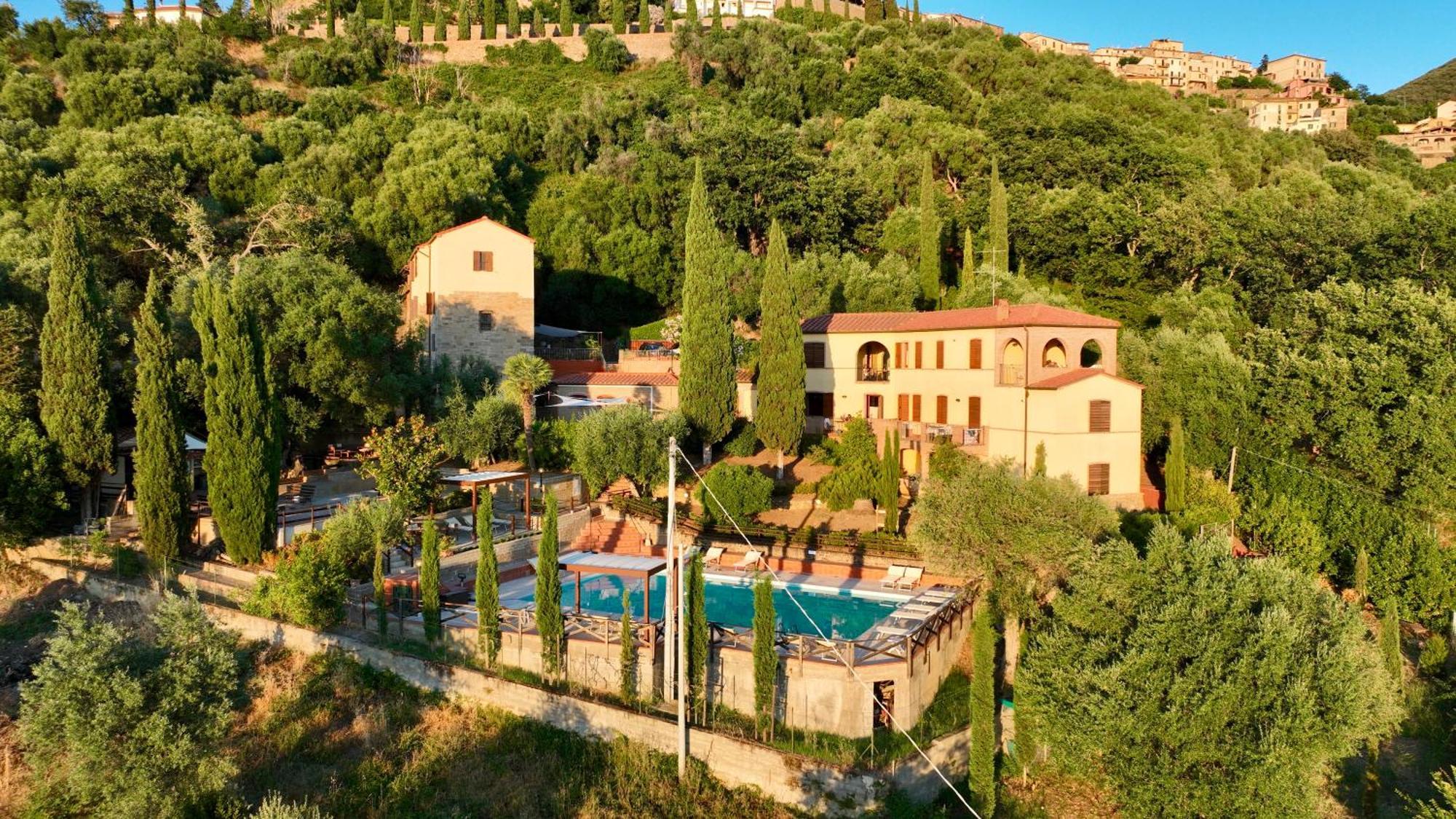 Aparthotel Madonna Del Poggio Cav Scarlino Exterior foto
