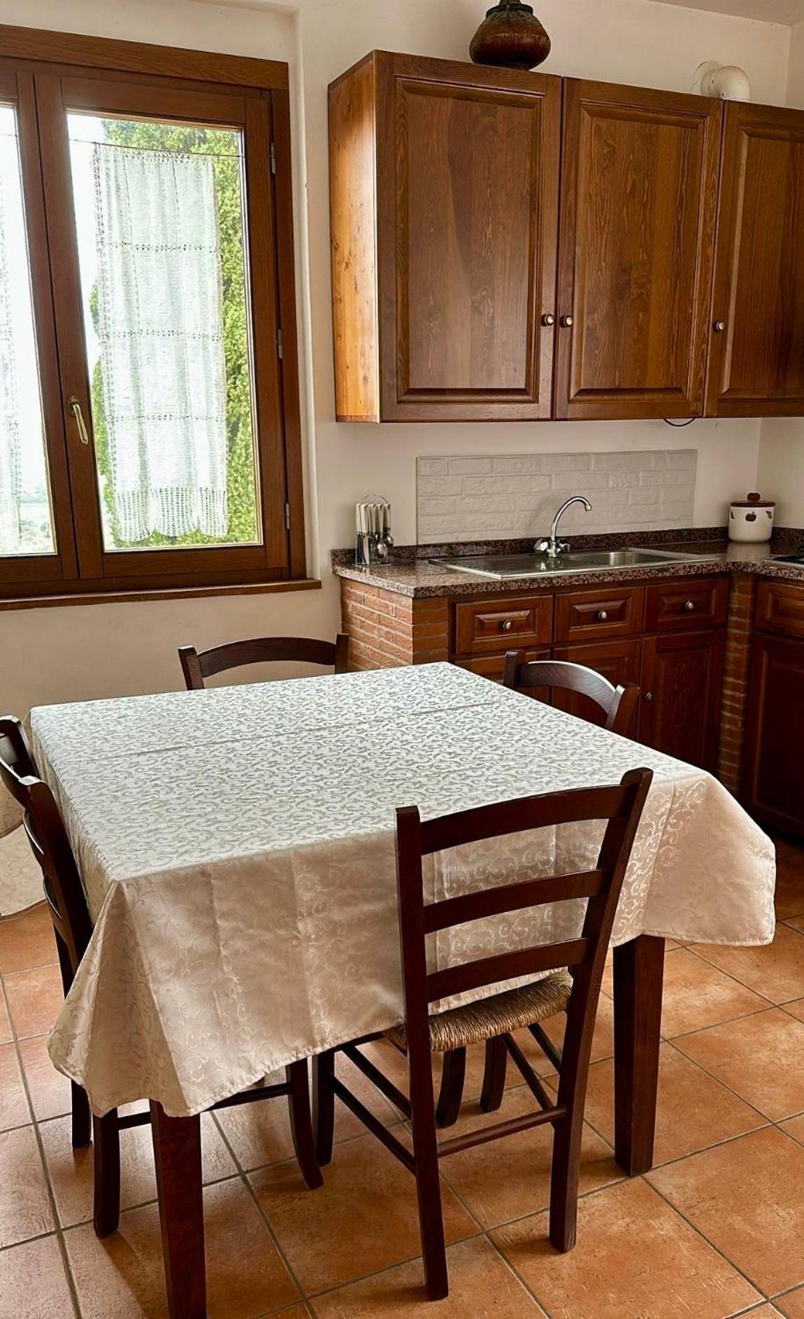 Aparthotel Madonna Del Poggio Cav Scarlino Exterior foto